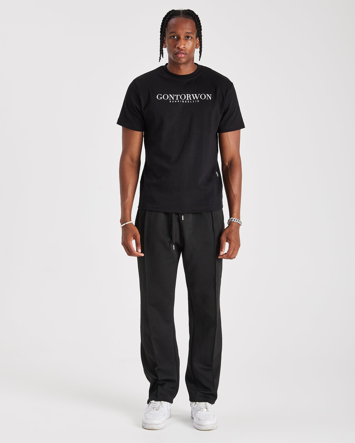 Gontorwon Black T-Shirt