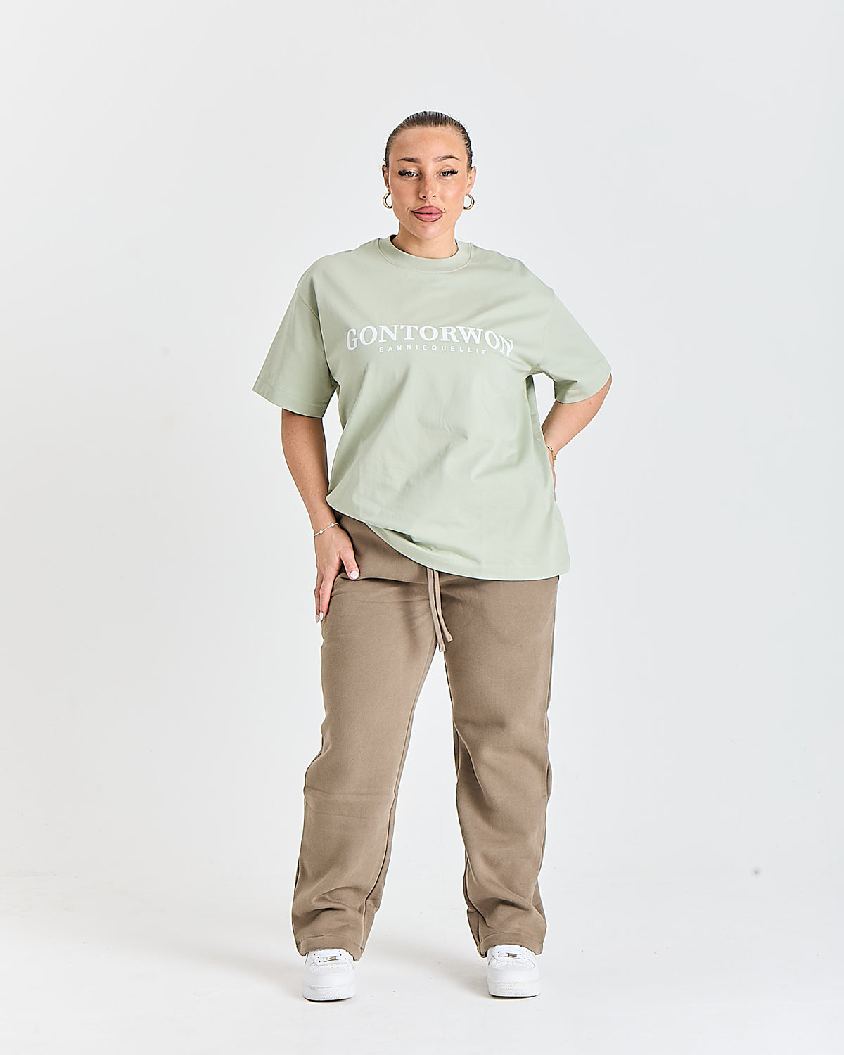 Gontorwon Sanniequellie Nobel Thread T-Shirt Muted Green Women